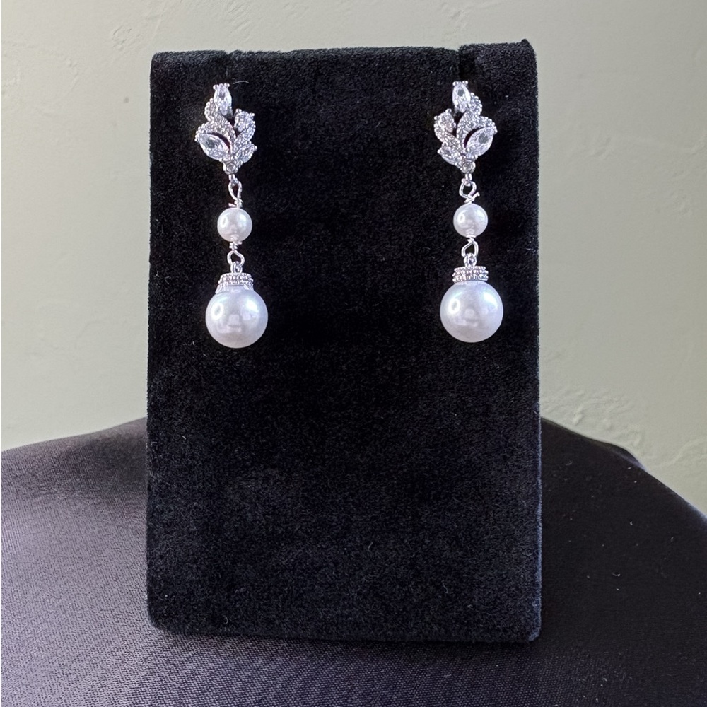 Elegant Silver and White Pearl Drop Earrings
